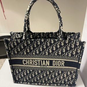DIOR BOOK TOTE BLACK/WHITE